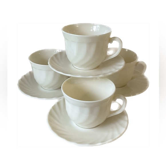 Arcopal Other - Arcopal Trianon Ivory Swirl Glass Cups and Saucers Set of 4 France
